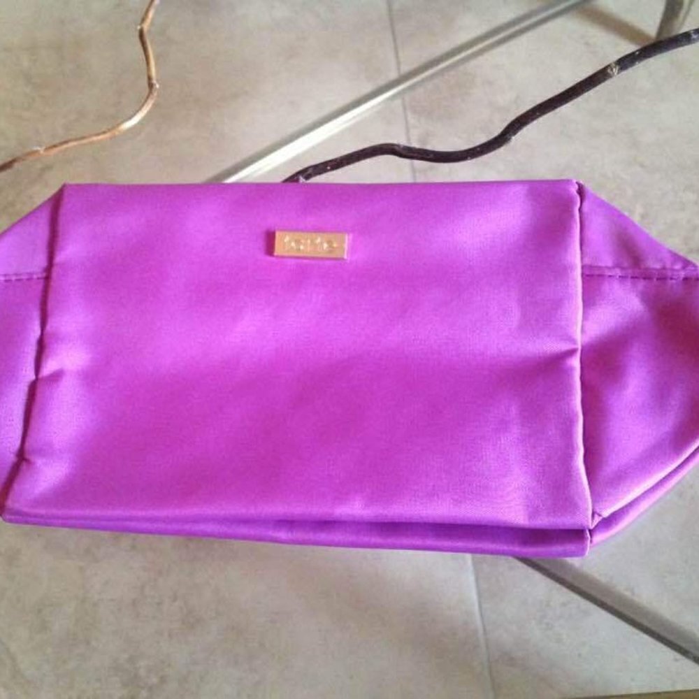 Tarte Cosmetics Coral Pink Nylon Makeup Bag Gold Logo Plate NEW